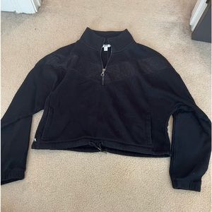 Joy Lab Quarter zip Cropped Sweatshirt M
